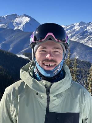 Meet Kiwi Freeride World Tour Snowboard Athlete Conrad Niven!